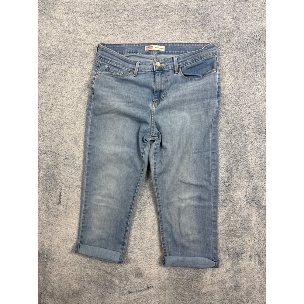 Signature by Levi Strauss Mid-Rise Straight Womens Capri Jeans Light Wash Blue